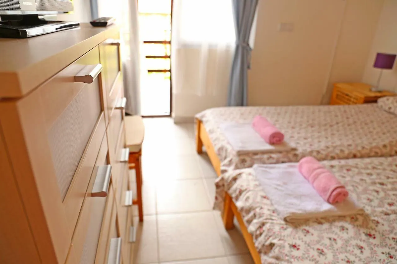 Apartments Mira Gornji Karin